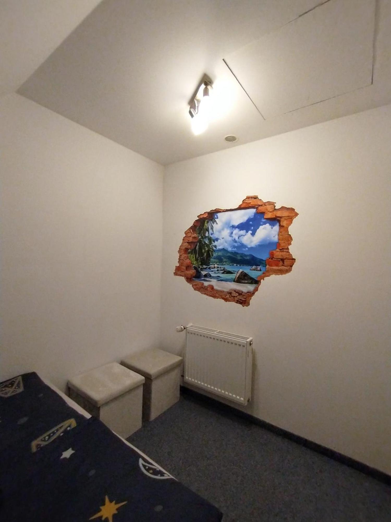 プラハDuplex With Gardenアパートメント エクステリア 写真